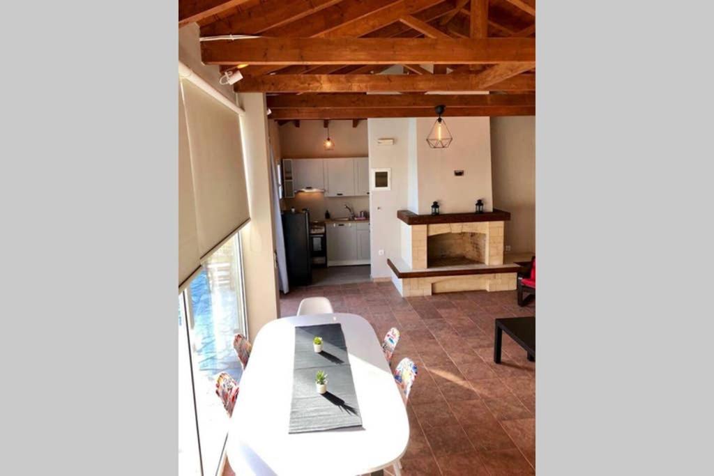 Sunlit Pool House Holiday home Posidhonia (Peloponnese)